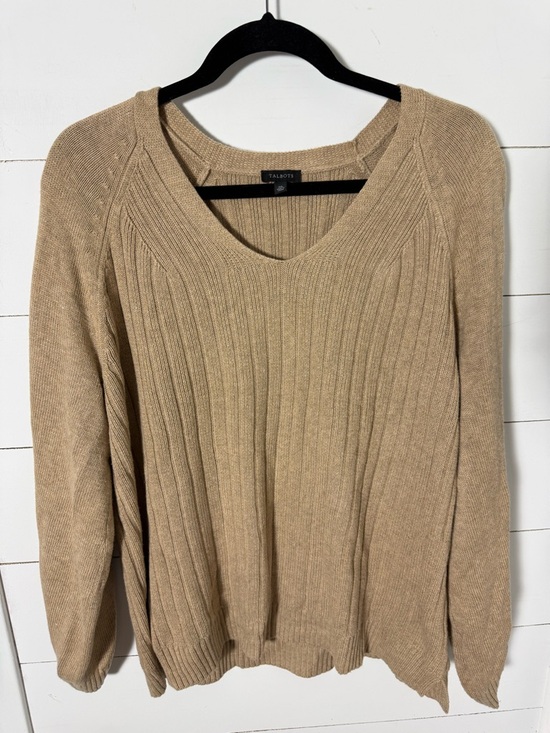 Talbots Sweaters - Talbots Neutral Ribbed V-Neck Sweater in Taupe
